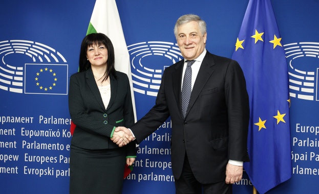 Таяни отново подкрепи България за Шенген