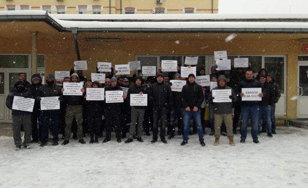 Служителите на затворите искат "Европа и за тях", свикаха национален протест за 10 март