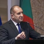 Президентът връчи Почетен знак на ЦСКА