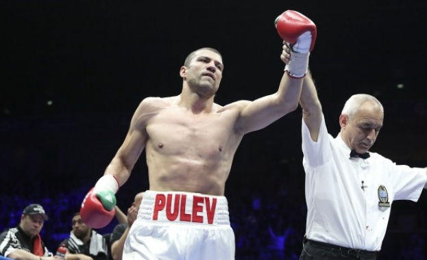 Осма поредна победа за Тервел Пулев