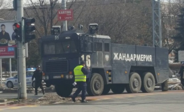 700 полицаи по улиците на Пловдив заради футболното дерби