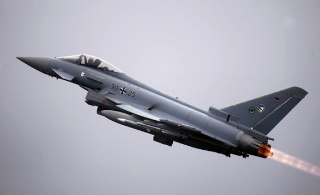 Саудитска Арабия купува 48 бойни самолета от Великобритания