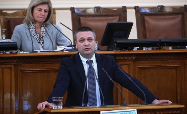 Тодор Байчев : Политическият брак между ГЕРБ и ДПС дава своите отрочета