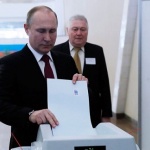 Путин даде своя глас в президентския вот