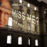 Демонстранти прожектираха лика на Путин върху британското външно министерство