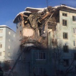 Пет етажна жилищна сграда рухна при газов взрив в Мурманск, има загинал