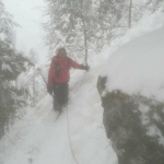 Повече от 2 часа спасители опитват да стигнат до заседнали в Пирин туристи