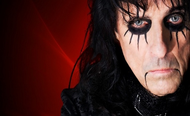 Вярата в Бог спасила Алис Купър от алкохолизма