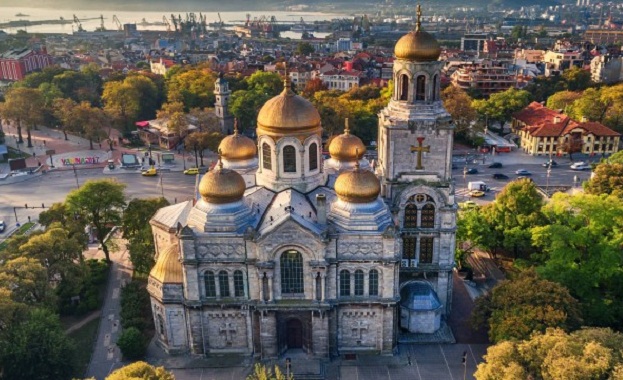 Вторият по големина храм у нас се нуждае от спешен ремонт