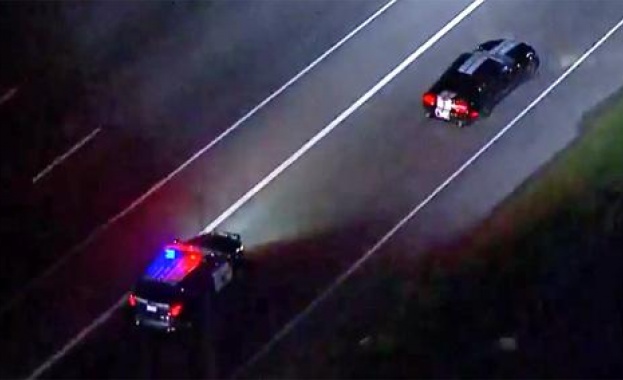 Стар Mustang избяга на полицията с 240 км/ч