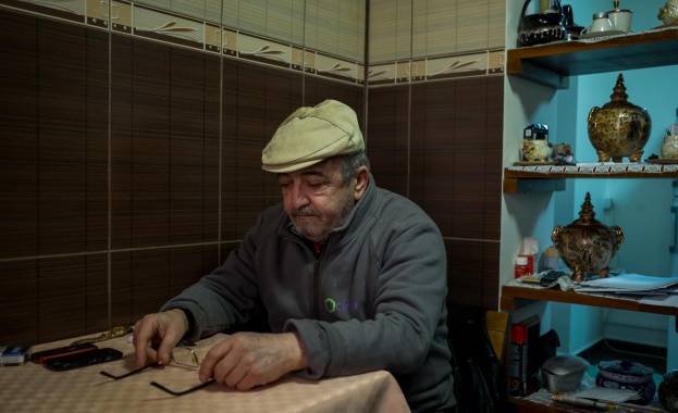 Съдебна битка на румънец, за да докаже, че е жив