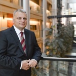 „Зелената сделка" е една от причините за високата цена на тока