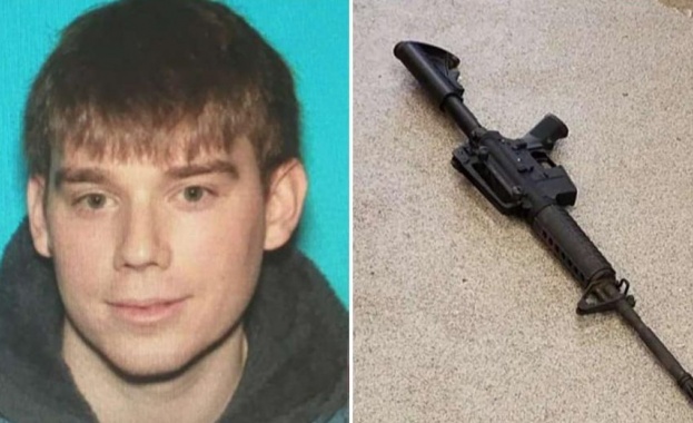 Американската полицията издирва полугол мъж, застрелял 4-има души в ресторант