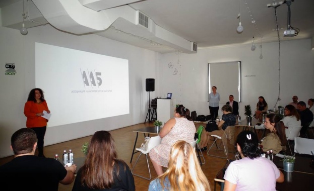 Едва 6,5% от архитектите смятат, че секторът, в който работят, е добре платен