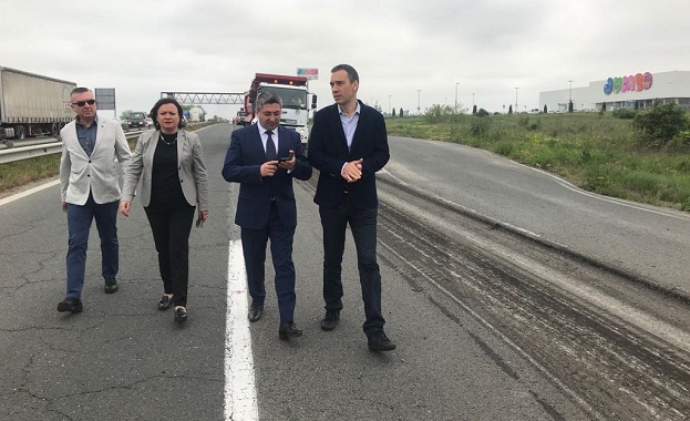Министър Николай Нанков: Инвестираме 100 млн.лв. в  пътища в Бургас и региона