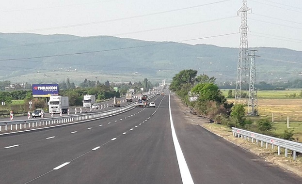 Пускат движението по СОП в платното от Казичене до АМ „Тракия“