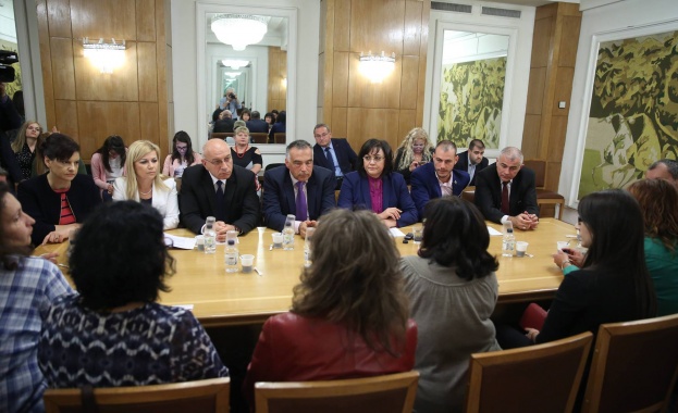 Корнелия Нинова: Чух най-страшното изречение в живота си