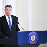 Глобиха румънския президент за дискриминация заради думата "престъпници"