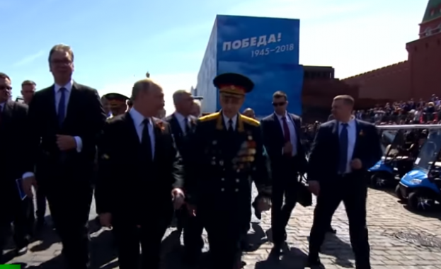 Путин защити ветеран от охраната на парада за 9 май