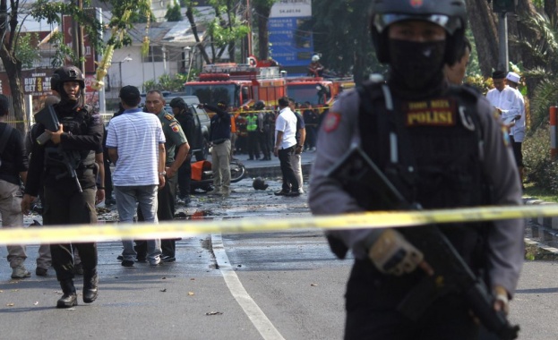 10 ранени при нов атентат в Индонезия