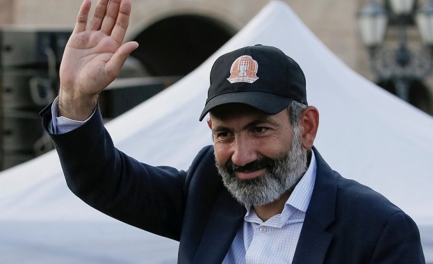 Новият премиер на Армения: Искам развитие на връзките с Русия във военно отношение