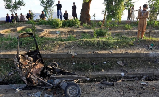 Най-малко 8 убити и 45 ранени при атентат в Афганистан