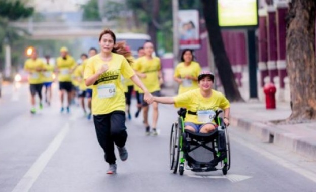  В София се провежда маратонът за хора с увреждания и приятели Run2gether