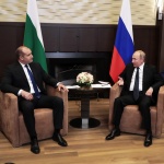 Президентът Радев изрази надежда, че посещението на премиера в Москва ще даде резултати