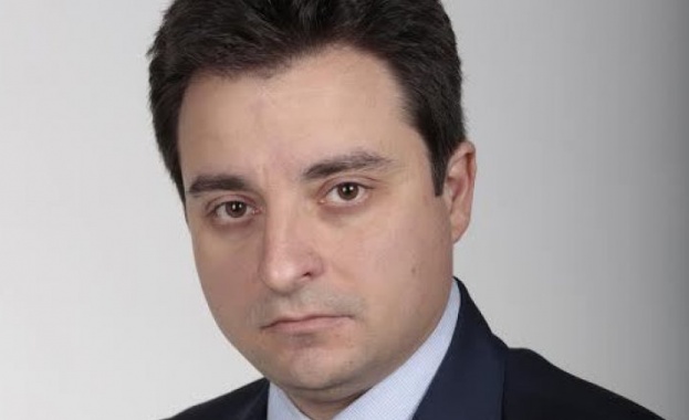 Димитър Данчев: Бедността е причина да не сме в Еврозоната