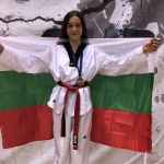 Спортният талант на „Еврофутбол" Александра Георгиева първа по таекуондо в Сърбия