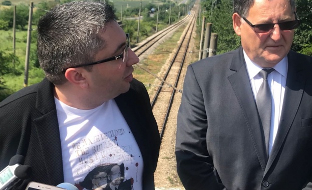 До 15 юни ще завърши ремонтът на 22 км от магистрала „Тракия“ и разширението на пътя Бургас – Слънчев бряг