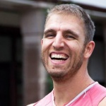 Лазар Радков кани депутатите на физзарядка пред парламента