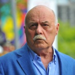 Почина Станислав Говорухин