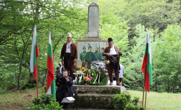 142 години от гибелта на Ботевите четници - капитан Никола Войновски и Илия Пандурски 