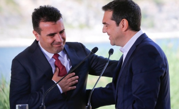 Македония и  Гърция подписаха договора за името на Македония