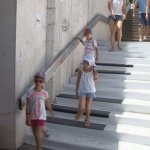 Централен подлез във Варна се превърна в гигантско пиано