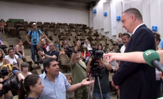 Проектират наново опасна сграда на начално училище във Варна