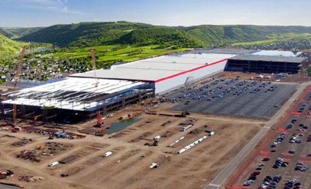 Мъск иска да строи Гигафабрика в Германия