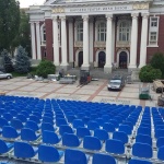 1127 места подготвят за зрителите на "Театър пред театъра"