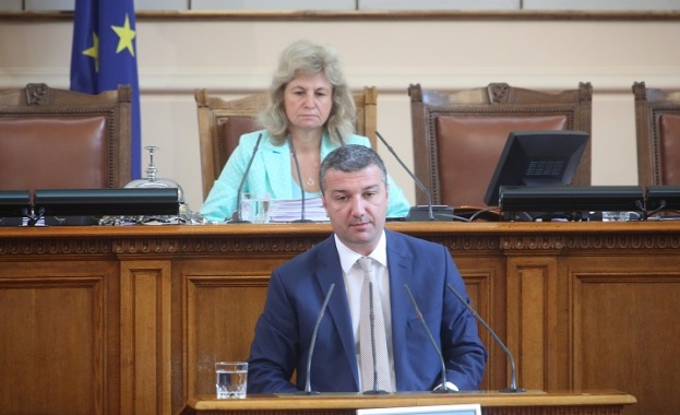Драгомир Стойнев: Целта на предложените промени в НК е да се засили защитата на живота и здравето на българите 