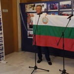 НИМ получи българско знаме, вяло се на Антарктида през 1988 г.