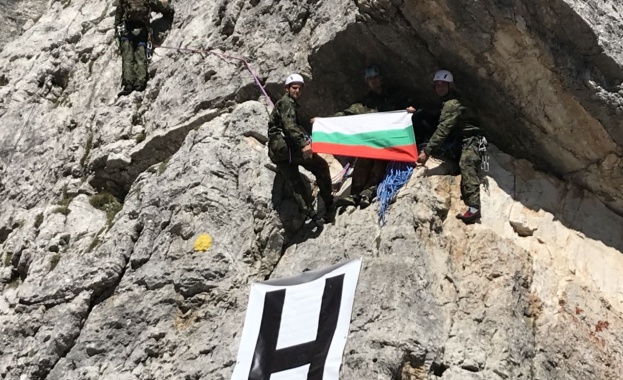 Военнослужещи от Сухопътните войски получиха висока оценка за участието си в учение в планинска местност в Италия 