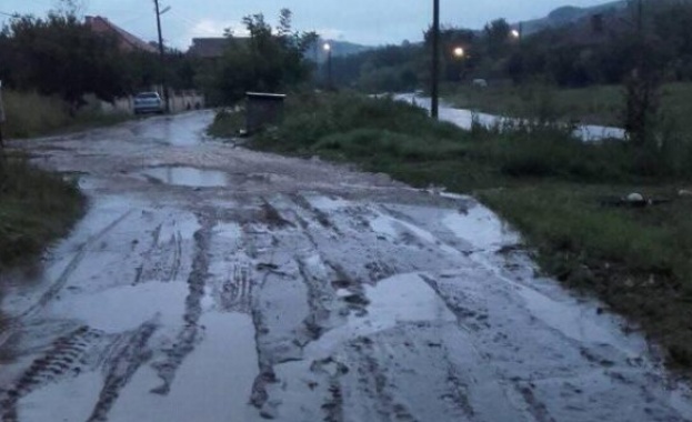 Дъждовете отново наводниха Северна България, в Мизия бедстват