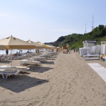 Комисия извърши нови проверки достъпни ли са плажовете за хора с увреждания