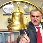 Ало, прокуратурата! Разрешена ли е търговията с лицензи на мъртъвци