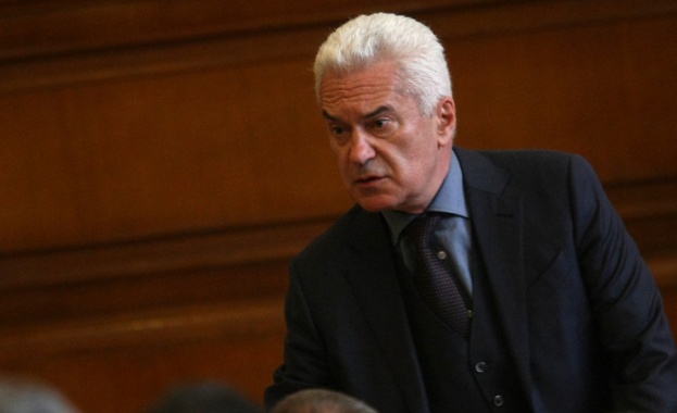 „Атака” поиска оставката на Валери Симеонов като вицепремиер