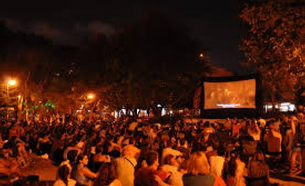 Лятно кино в европейската столица на културата - Пловдив