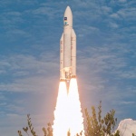  Успешен старт за Ariane 5 и Falcon 9 (видео)