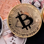 Руските компании започнаха да използват биткойн и други криптовалути във външната търговия