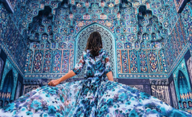 Руска фотографка снима най-красивите рокли в света